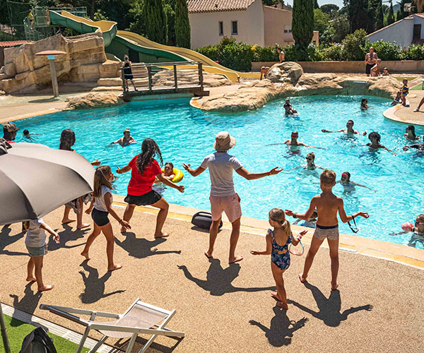 Campasun : Camping Sanary Piscine Danse Du Camping