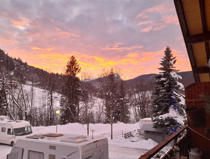 Campasun : Coucher De Soleil Le Grand Bornand