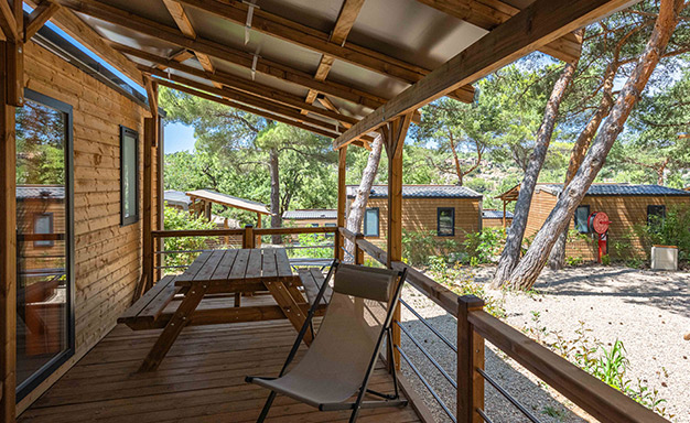 Campasun : Cottage 2 Chambres Camping Esparron De Verdon