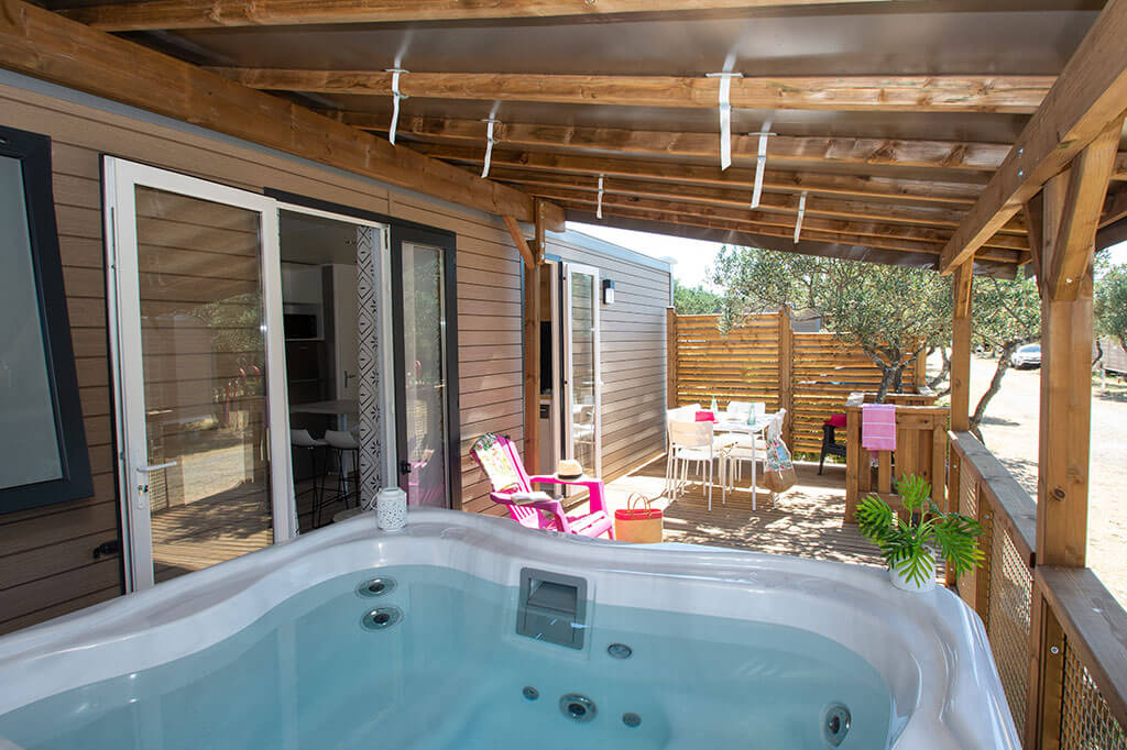 Campasun : Mobil Home Avec Jacuzzi Verdon