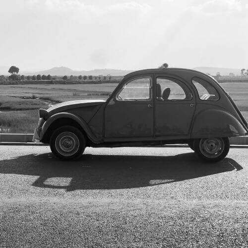 Campasun : Randonnees Luberon 2cv